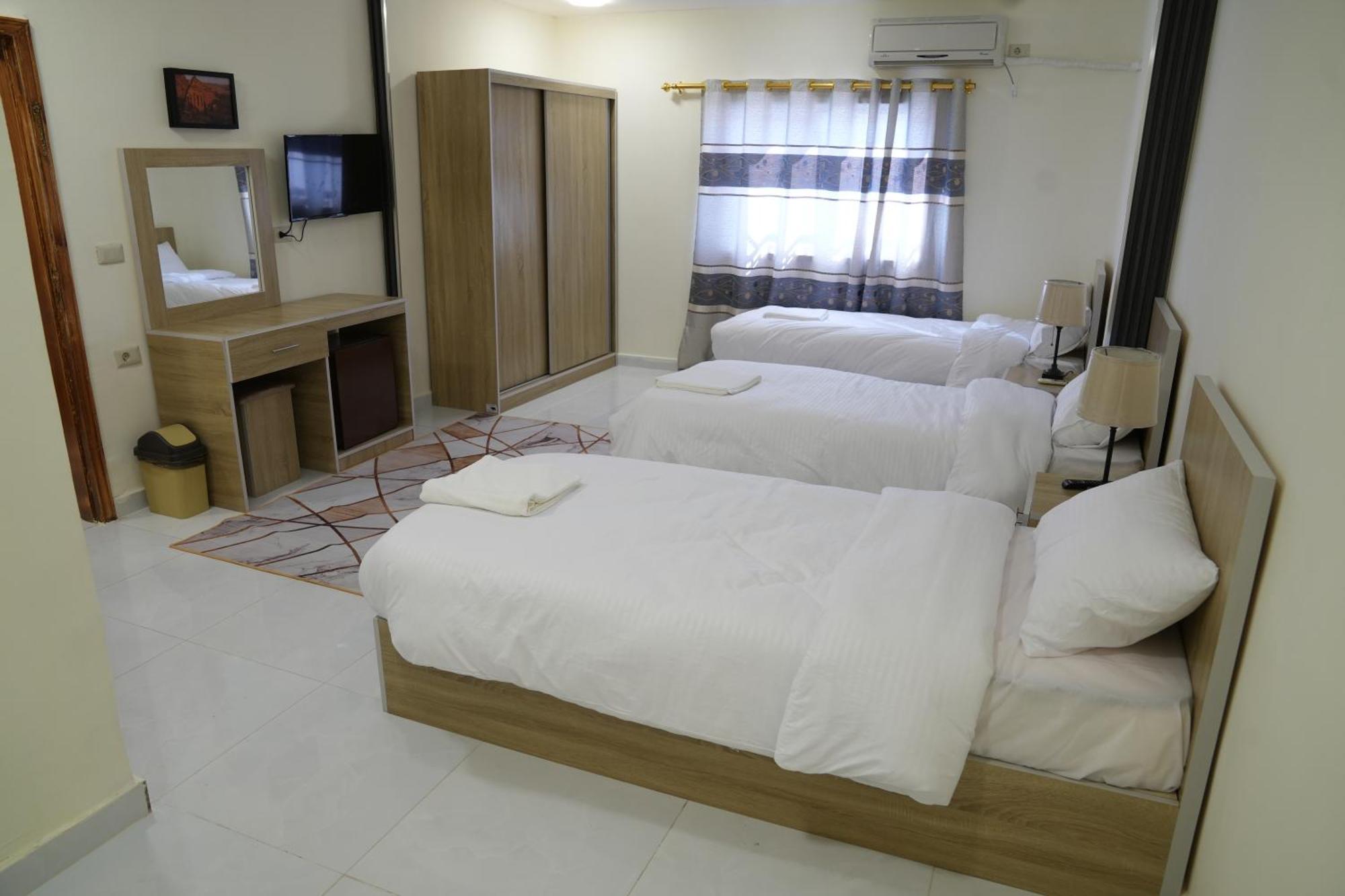 Uncle Ali Hotel Wadi Musa Extérieur photo